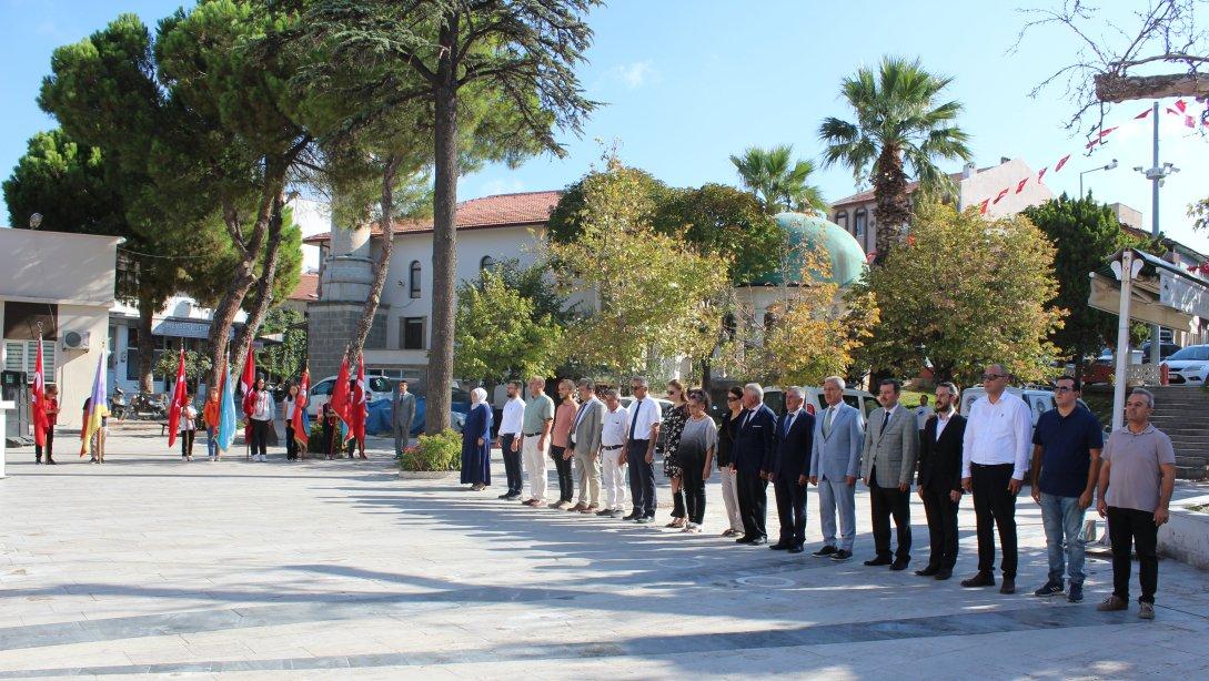 SAVAŞTEPE'DE İLKÖĞRETİM HAFTASI KUTLANDI